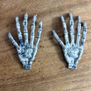 Skeleton Hand Decor Set 3 x 2.5 inches